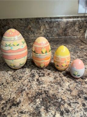 Vintage Antique hand painted wooden Easter egg nesting eggs set of 4 floral 4in